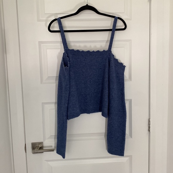 OAK + FORT - fuzzy wool blend sweater crop top size medium - Picture 7 of 7